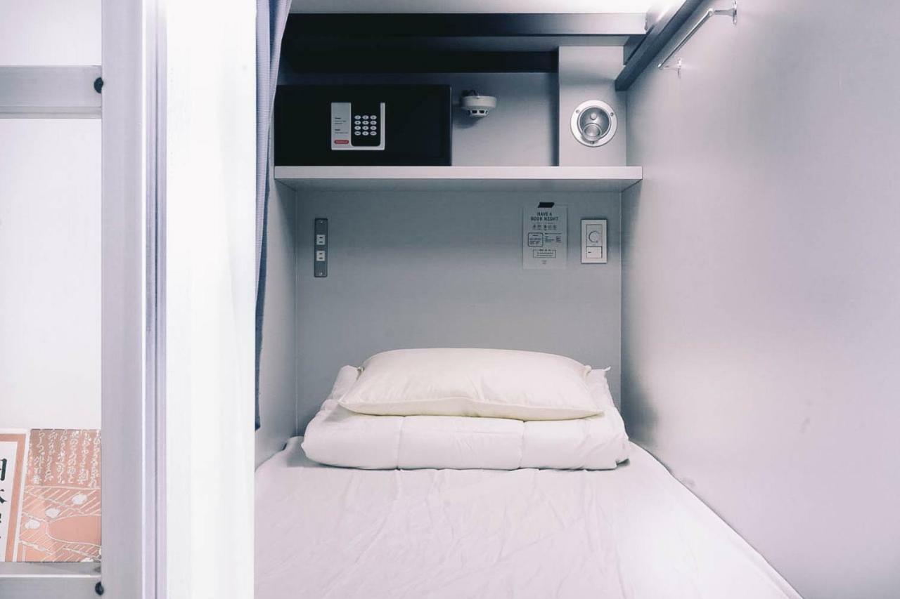 Auberge de jeunesse Book And Bed Tokyo Shinsaibashi à Ōsaka Extérieur photo